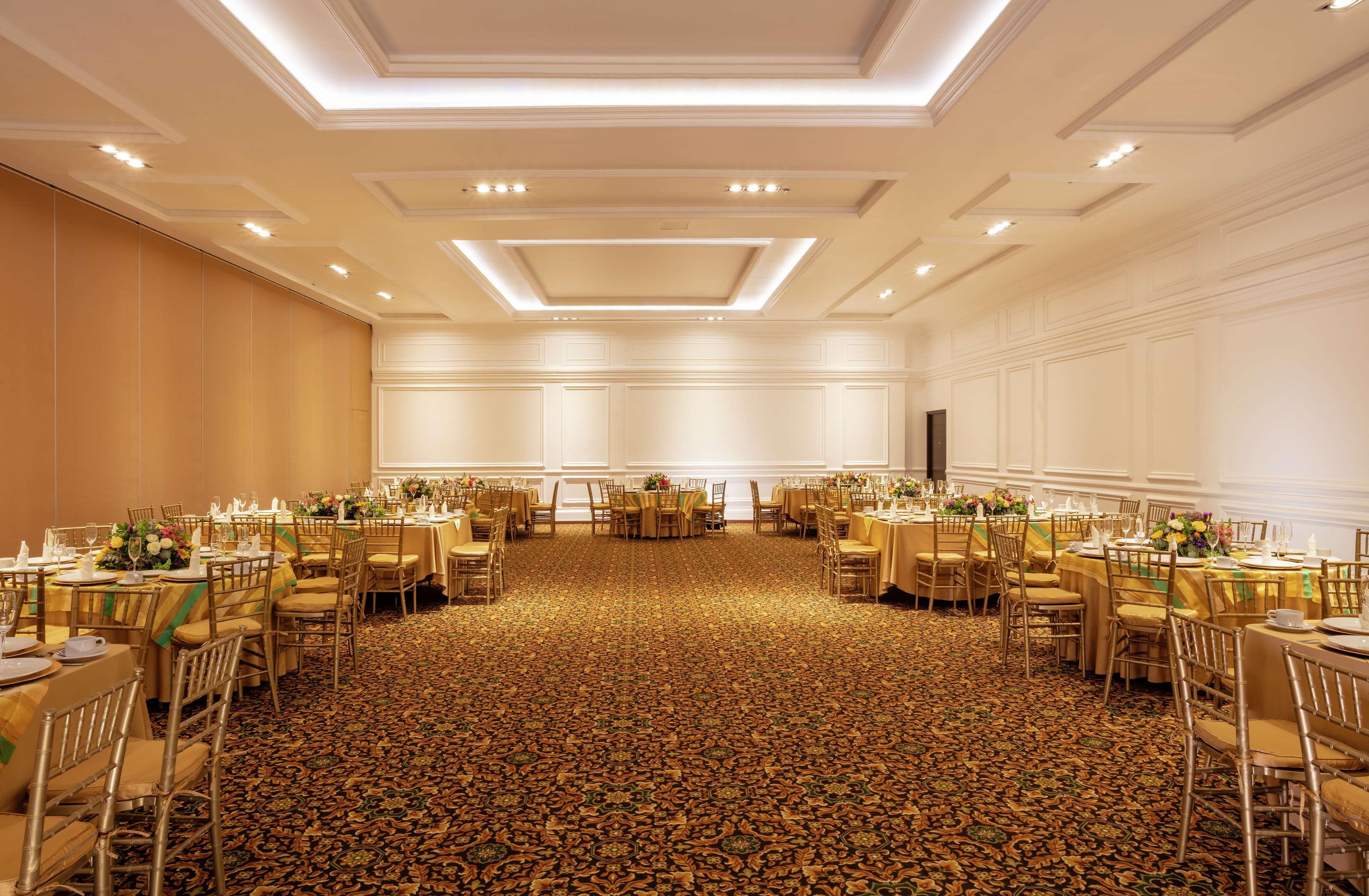 Готель Doubletree By Hilton Толука Екстер'єр фото