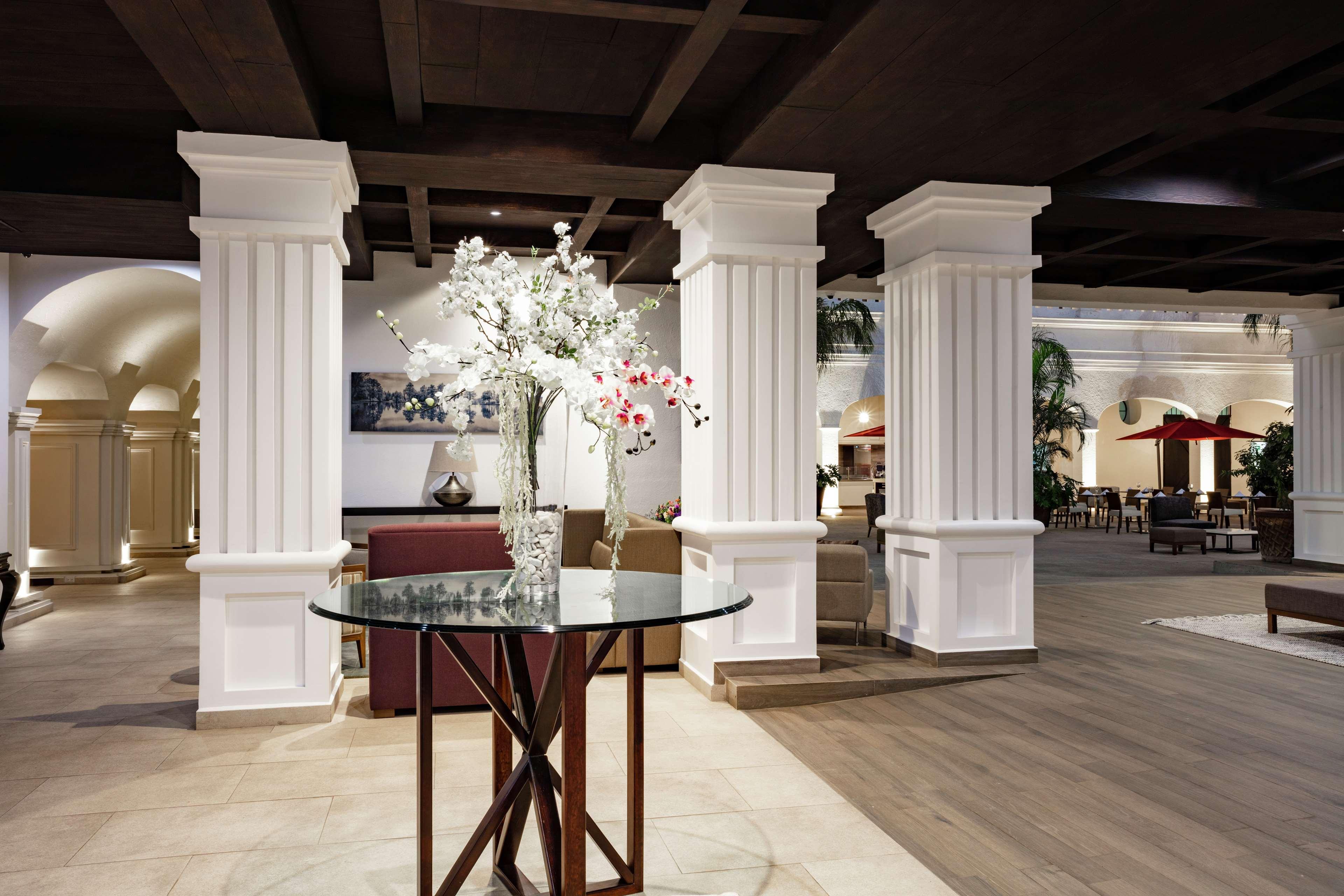Готель Doubletree By Hilton Толука Екстер'єр фото