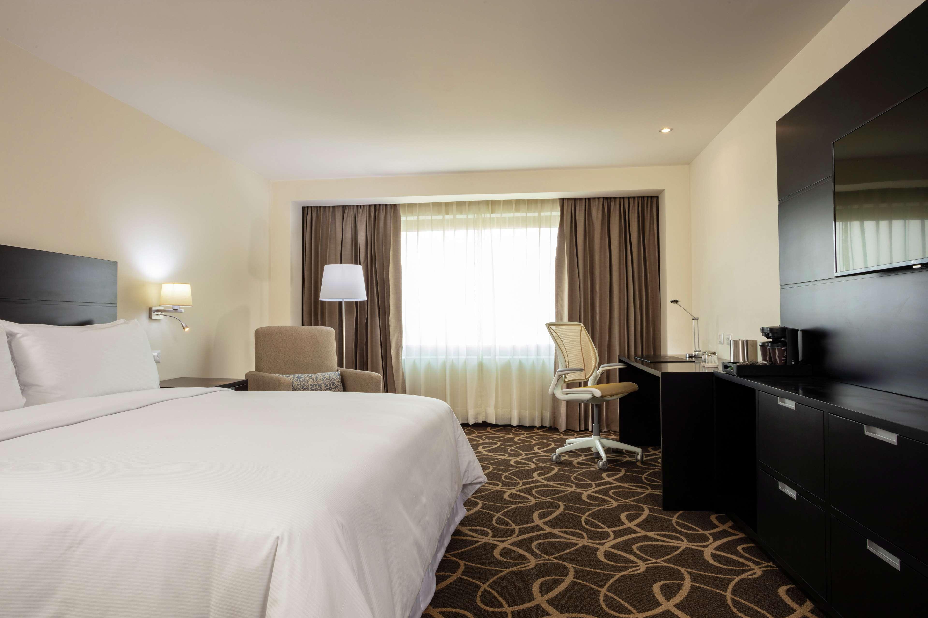 Готель Doubletree By Hilton Толука Екстер'єр фото