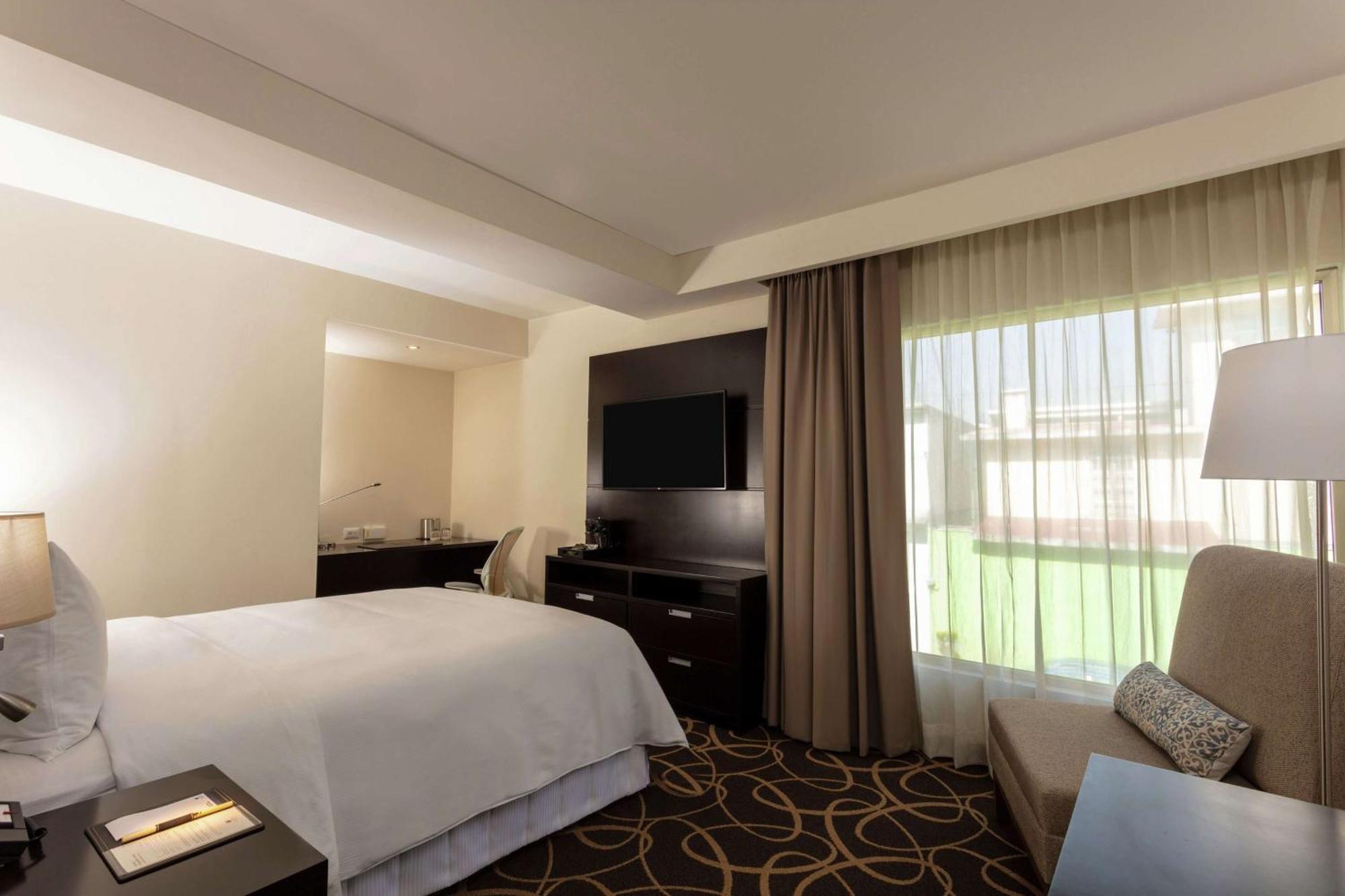 Готель Doubletree By Hilton Толука Екстер'єр фото
