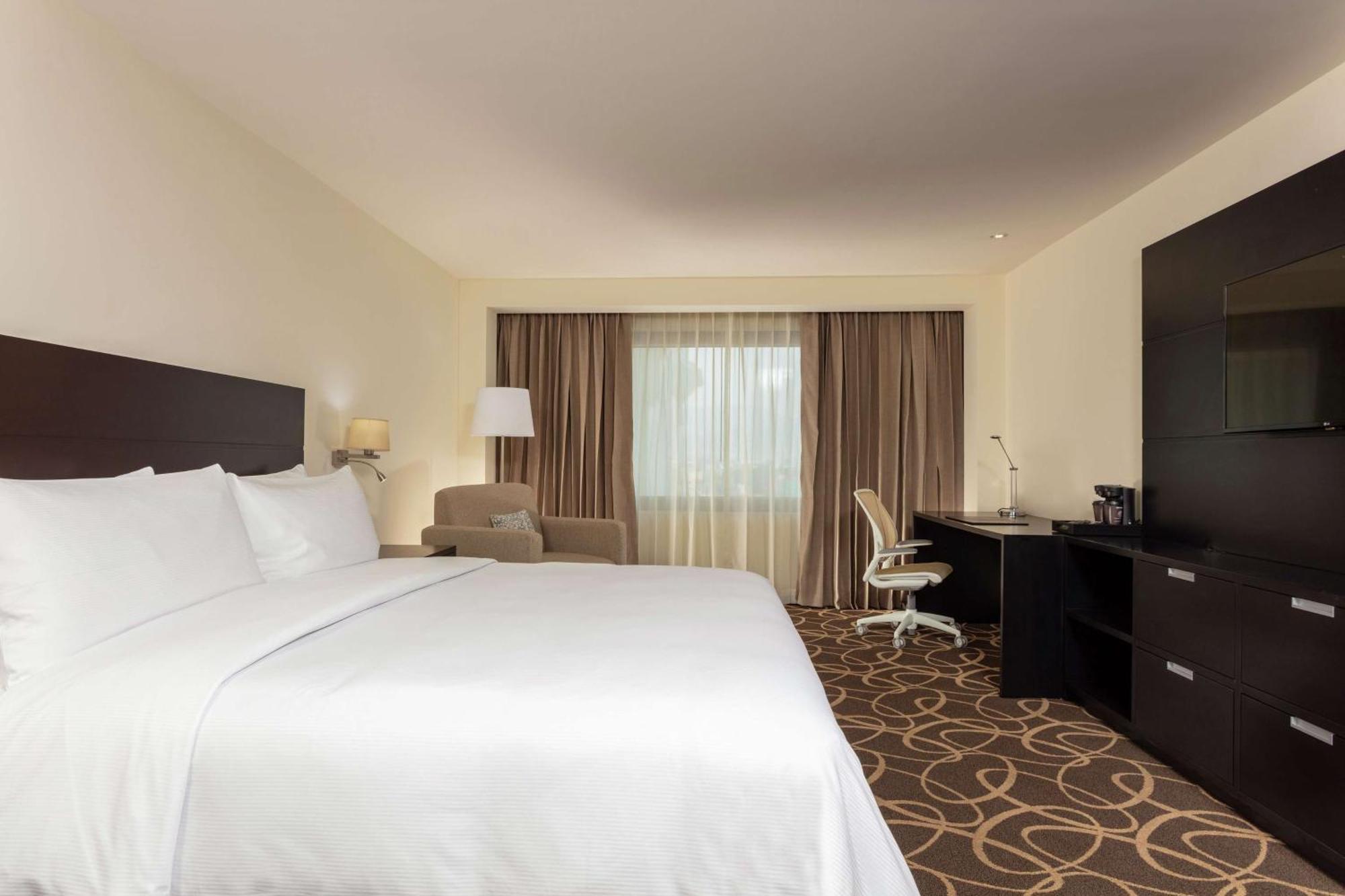 Готель Doubletree By Hilton Толука Екстер'єр фото