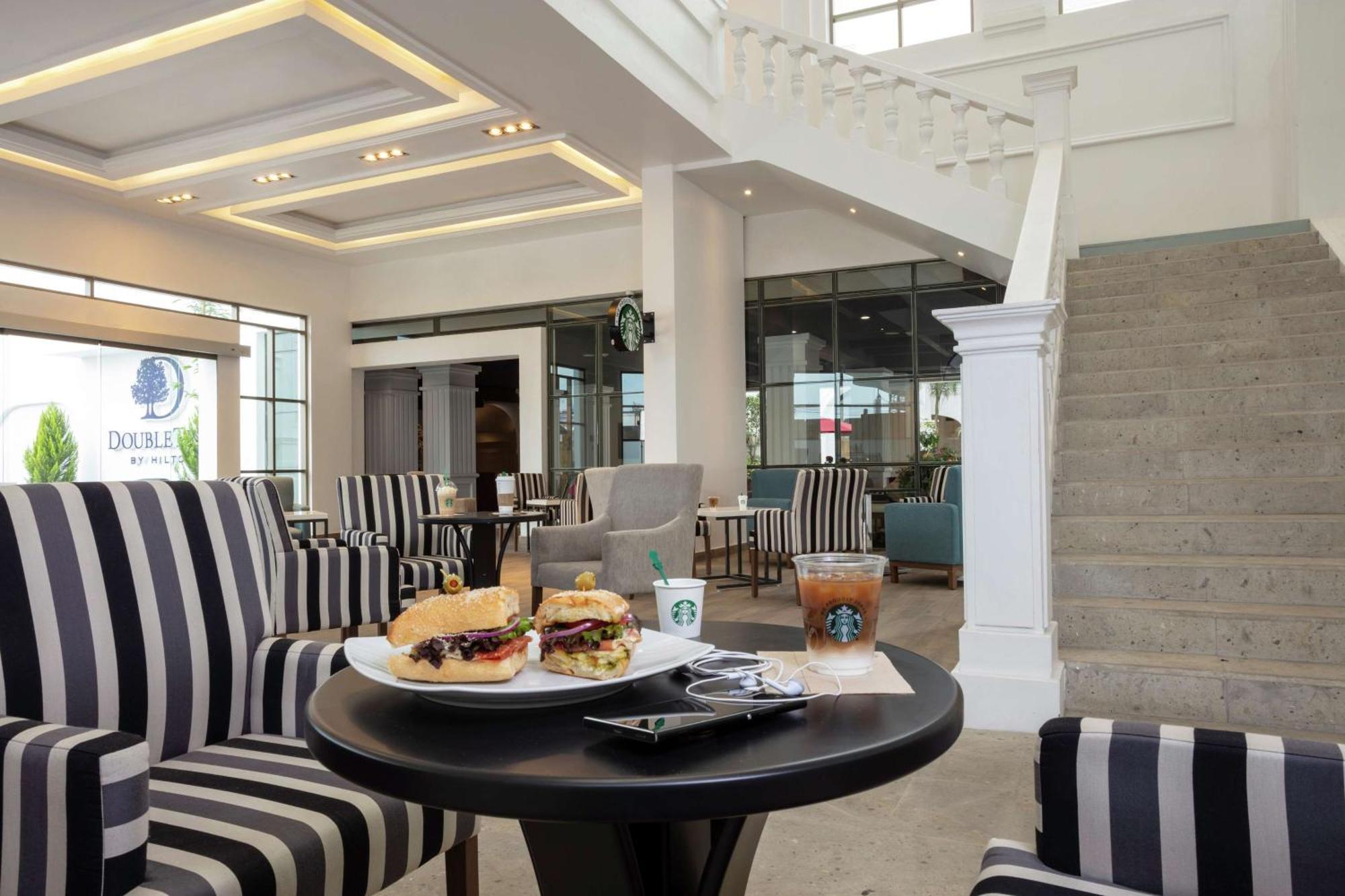 Готель Doubletree By Hilton Толука Екстер'єр фото